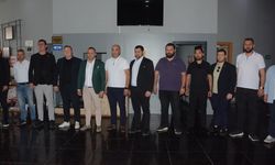 Yöneticiler ve gazeteciler geldi…