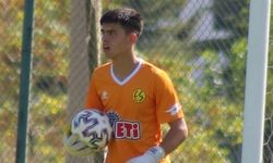 İki genç Eskişehirspor’da kalıyor