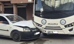Eskişehir'de belediye otobüsü ile kafa kafaya çarpıştı!