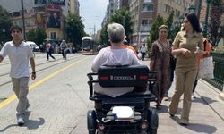 Kaldırım yayaya, yol araca! Ama kurala uyan kim?