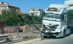 Eskişehir’de trafiği kilitleyen kaza!