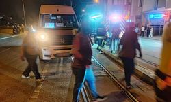 Eskişehir'de u dönüşü faciası: Minibüs yayayı ezdi