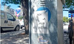 Eskişehir'de elektrik panoları ilan panosuna döndü!