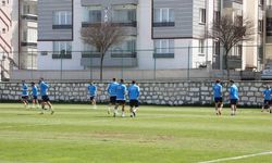 Es Es’in rakibi topbaşı yapıyor