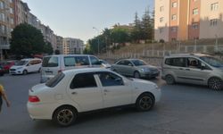 Eskişehir'de her gün aynı sorun: Çile dolu kavşak