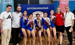 Esnekler Afyon’da alkış topladı