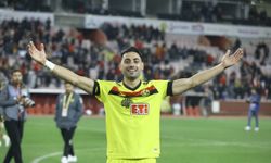Sol bek Orhan Safa veda etti