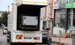 Söğüt’te çöp konteynerlerine düzenli dezenfekte