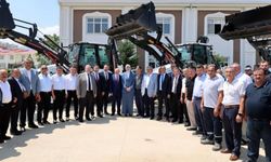 Kırsal hizmetlerde yeni dönem: Afyon’a 15 araç