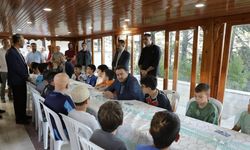 Vali Işın "Yazımda Kardeşlik Var" kampında öğrencilerle buluştu