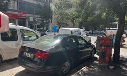 Eskişehir’de çift sıra park trafiği felç ediyor!