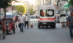 Eskişehir'de ambulansa duba engeli!