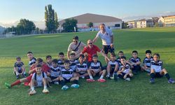 Gençlergücü U-10 Takımı Yarı Finale Yükseldi