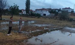 Eskişehir'in o ilçesini sel vurdu: Vatandaş hizmet bekliyor