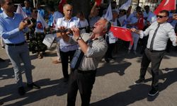 Eskişehir'de işe gitmeyip sokağa döküldüler!