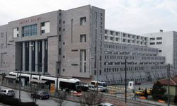Eskişehir adliyesinde hareketli anlar: İntihara böyle kalkıştı