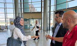 Kütahya’ya gelen üniversite öğrencilerine otogarda sıcak karşılama