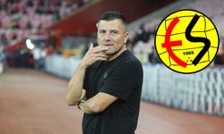 Eleştirilerin ardından Eskişehirspor teknik direktörü taraftara seslendi