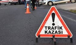 Afyonkarahisar’da otomobil şarampole devrildi: 2 yaralı