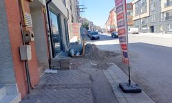 Eskişehir'deki kaldırım işgali tepki çekiyor!