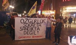 Eskişehir'de öğrenciler sokağa döküldü: Kayyum atamalarına tepki!