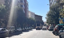 Sakarya 1 Caddesi’nde trafik kilitleniyor