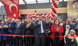 Akaryakıt İstasyonu yoğun katılımla hizmete açıldı