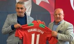Osmanelispor’dan ASKF Başkanı Tosun’a forma jesti