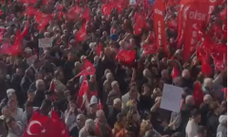 Eskişehirliler Cumhuriyet Meydanı'nda Özgür Özel'i bekliyor