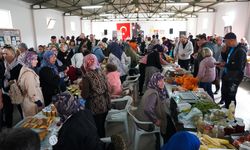 Eskişehir'de böylesini yemediniz: Panayırın yıldızı oldu!