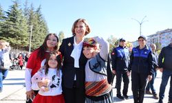 Eskişehirlilerden Başkan Ünlüce’ye yoğun ilgi!