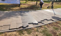 Eskişehir'in gözde parkında zemin çilesi!