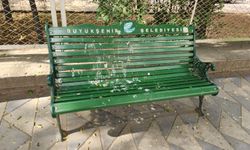 Eskişehir banklardaki kuş pislikleri tepki çekiyor