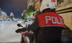 Şüphe üzerine durdurulan kamyondan ruhsatsız silah ele geçirildi