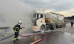 Bilecik’te beton mikseri bir anda alev aldı