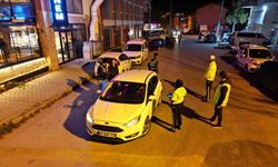 Bolvadin’de kafe ve iş yerleri de kontrol edildi