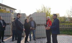 Pelitözü Mahallesi çamur ve tozdan kurtuluyor