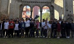 Bilecik'te öğrenciler tarihi ve kültürel mekanları gezdi