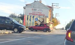 Eskişehir'de akılalmaz görüntü: Trafiği böyle tehlikeye attı