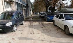 Eskişehir'de bitmeyen çile: Yine açık hava otoparkına döndü