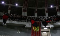 Eskişehirspor taraftarı Tire'de destekteydi