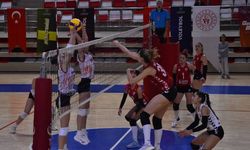 Kadınlar Voleybol 2. Ligi’nde evimizde üç kritik maç