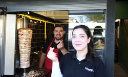 Kore’de döner kesmeyi öğrendiler Eskişehir’de dükkan açtılar