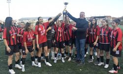 Şampiyon Eğitimciler Spor Lisesi oldu