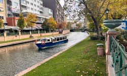 Turistler son güneşli günlerin tadını Porsuk’ta çıkardı