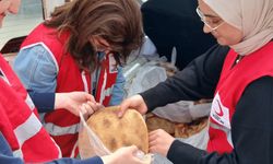 Kızılay Eskişehir'de 750 ailenin yüzünü güldürdü