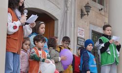 Eskişehir'deki camide çocuklar bir araya geldi