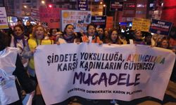 Eskişehir’de kadınlar sokakları doldurdu: Faili değil, kadını koruyun!