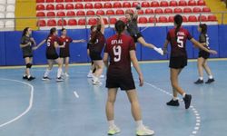 Hentbolda şampiyon kim olacak?