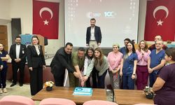 Eskişehir’de sağlık çalışanlarından pastalı kutlama